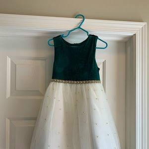 NWOT Girls’ American Princess Holiday/Formal Dress